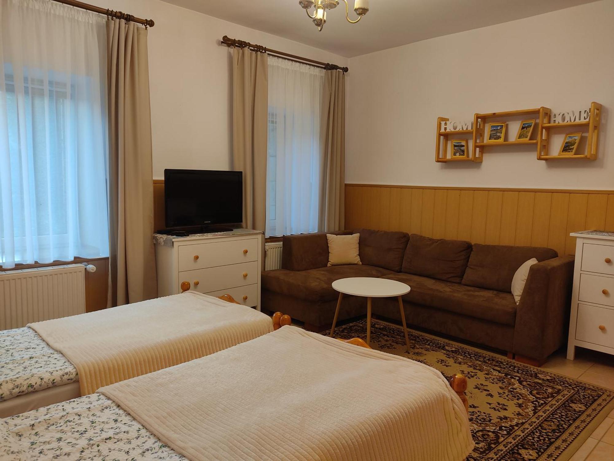 Magnolia Homestay *